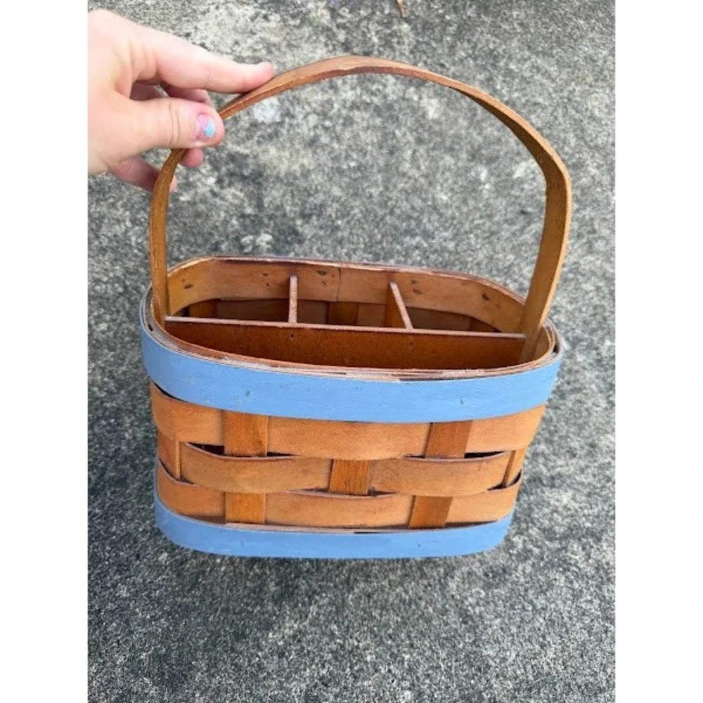 Vintage Style Woven‎ Wood Divided Caddy Basket with Blue Trim and Handle